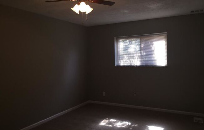 1 bed, 1 bath, 755 sqft, $925, Unit 19