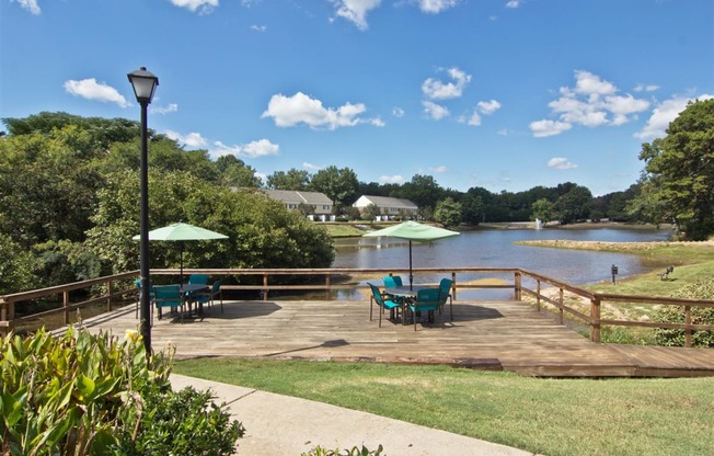 Lake view picnic area at Lakecrest Apartments, PRG Real Estate Management, Greenville, South Carolina
