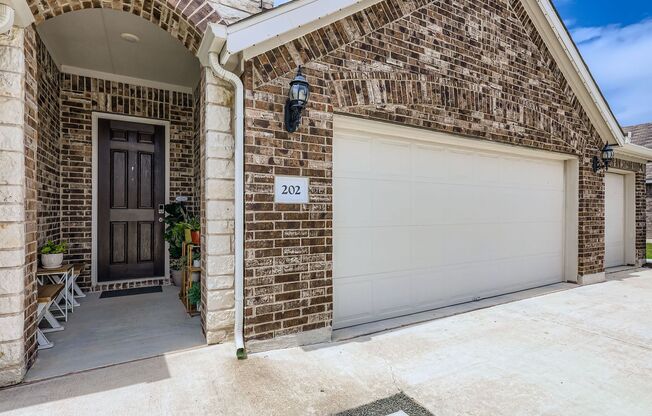 Gorgeous 5 BD / 3 BA Home for Lease in Hutto