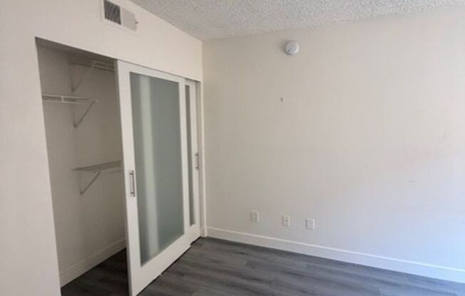 1 bed, 1 bath, 608 sqft, $1,641, Unit 213