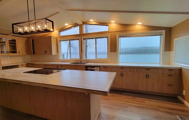 RIVERFRONT PROPERTY - Modern Home with incredible Views! Brand New Remodeled Kitchen & CAMAS SCHOOLS!!