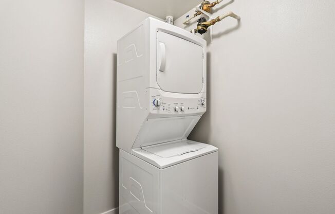 2 beds, 2 baths, 1,363 sqft, $3,295, Unit B440