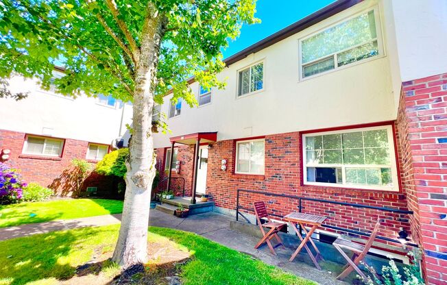 1 bed, 1 bath, 630 sqft, $1,425, Unit 4111 - 3
