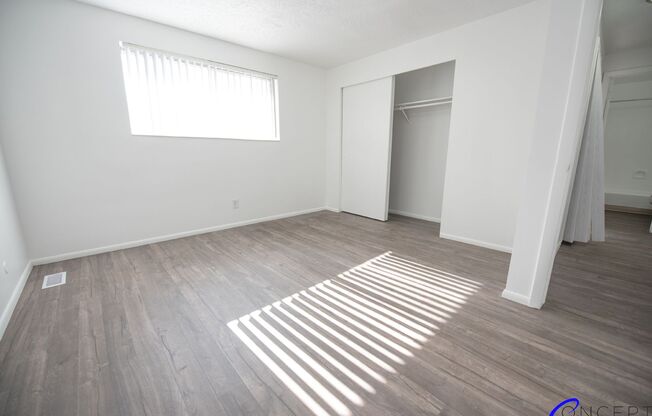 2 beds, 1 bath, 935 sqft, $1,299, Unit 06