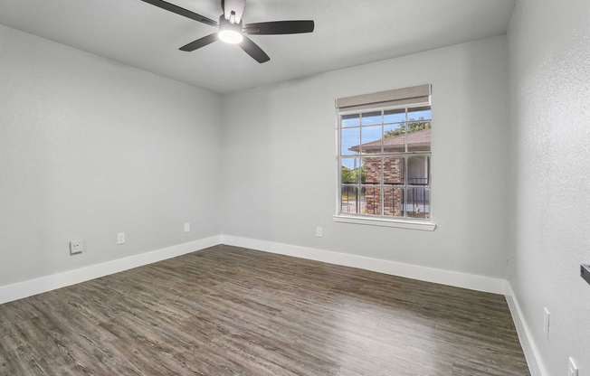 Featuring remote controlled ceiling fans and blinds