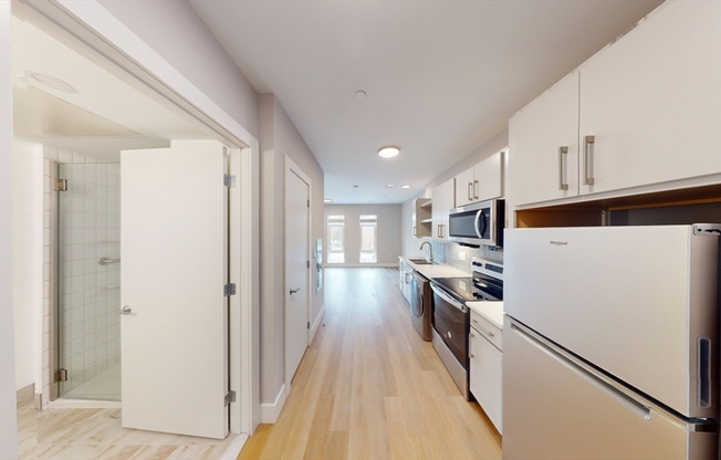 Studio, 1 bath, 425 sqft, $2,210, Unit 417