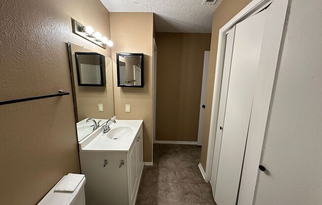 1 bed, 1 bath, $810, Unit APARTMENT 606