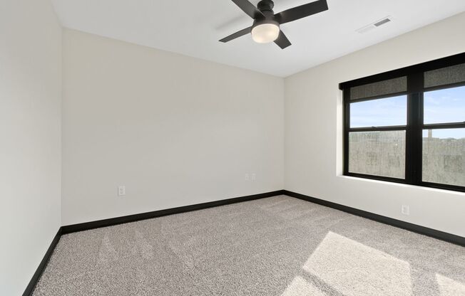 2 beds, 1 bath, 825 sqft, $1,295, Unit #612
