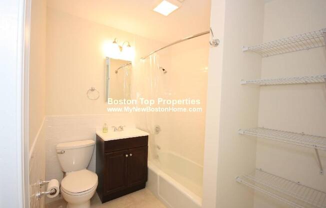 9 BUSWELL ST