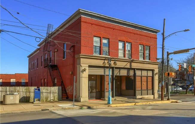 570 Miller Ave