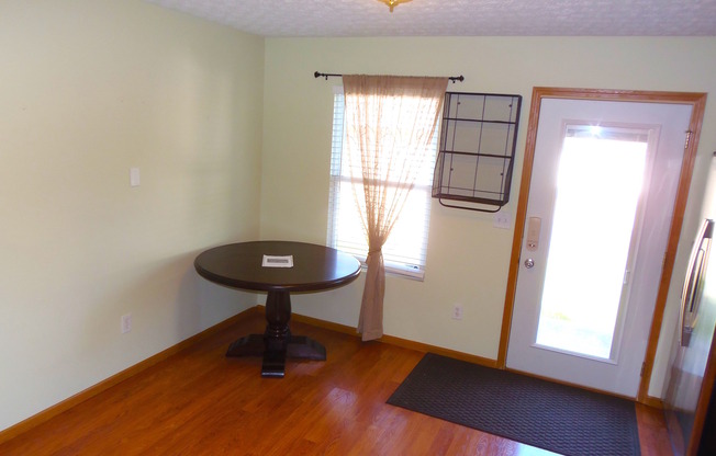 2 beds, 2.5 baths, $1,950