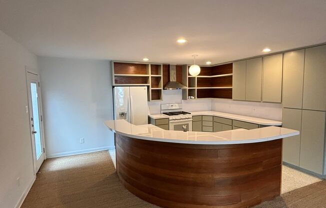 Mid Century Charmer