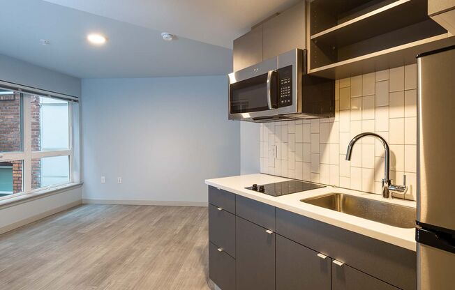 Studio, 1 bath, 287 sqft, $1,191.7, Unit 612