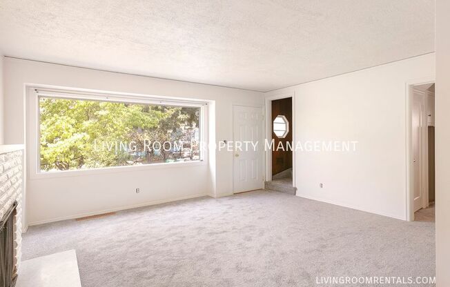 3740 SE Tibbetts St.