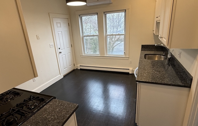 17 WYVERN ST