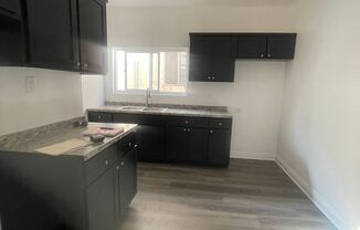 1 bed, 1 bath, $2,900, Unit 5