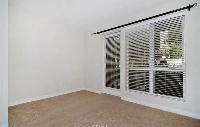 3 beds, 2.5 baths, 1,490 sqft, $4,500, Unit 231
