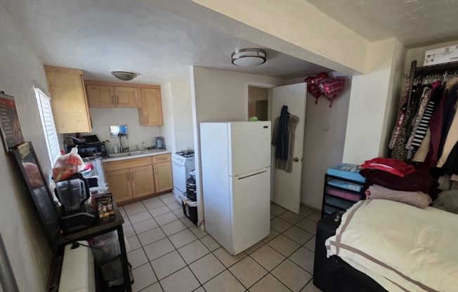 1420 Coolidge Avenue