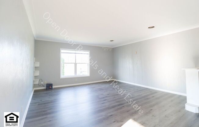202 W Main St