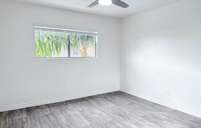 1 bed, 1 bath, 725 sqft, $1,745, Unit 28