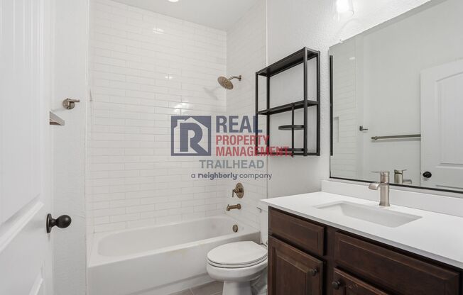 2 beds, 2 baths, $1,995, Unit APARTMENT 1100