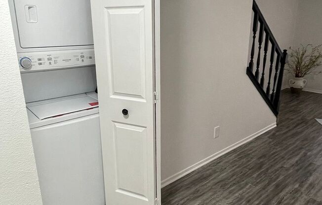 3 BEDROOM CONDO BY UNT