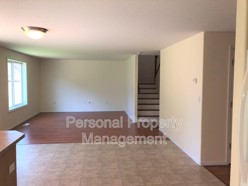 4026 NE 165 PL