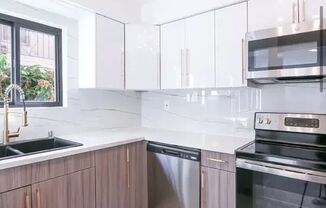 1609 VETERAN AVE