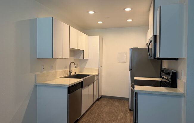 1 bed, 1 bath, 750 sqft, $2,510, Unit D061