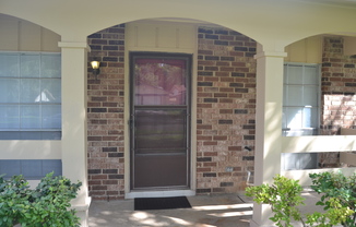 3 beds, 2 baths, $1,495