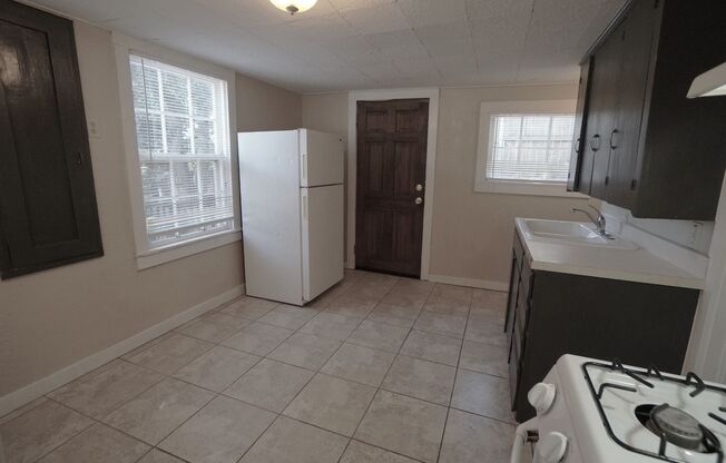 24.5 Waltham Avenue
