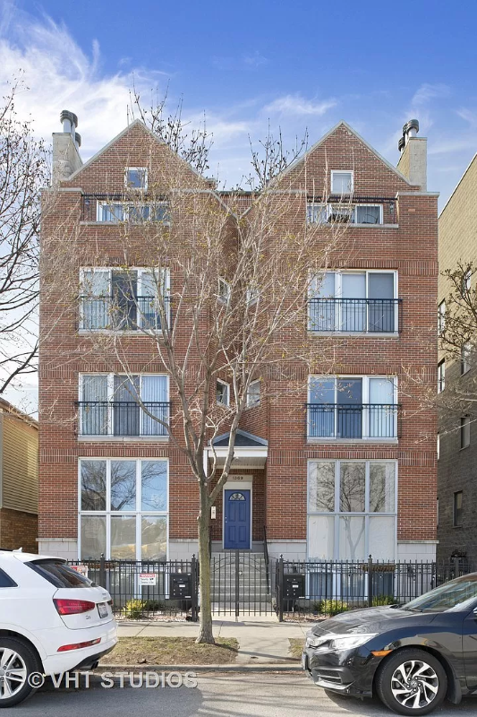 1369 W HUBBARD ST