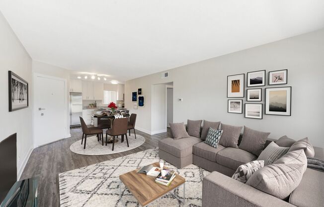 2 beds, 2 baths, $2,850, Unit 2-123