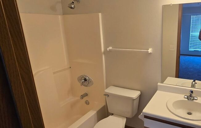 2 beds, 2 baths, 1,179 sqft, $1,100, Unit 104-303