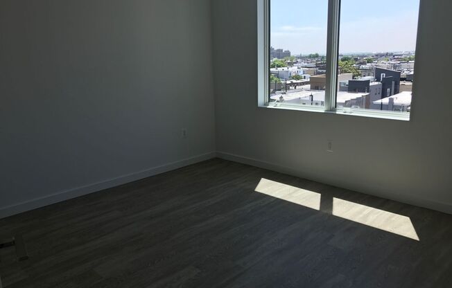 2 beds, 2 baths, 1,000 sqft, $2,550, Unit 606