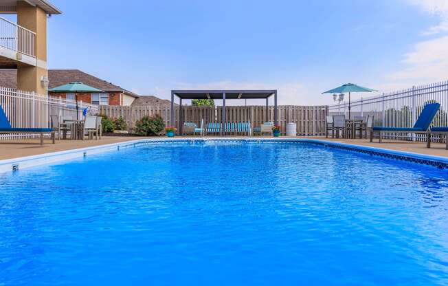 Sandstone Heights Apartments Pool