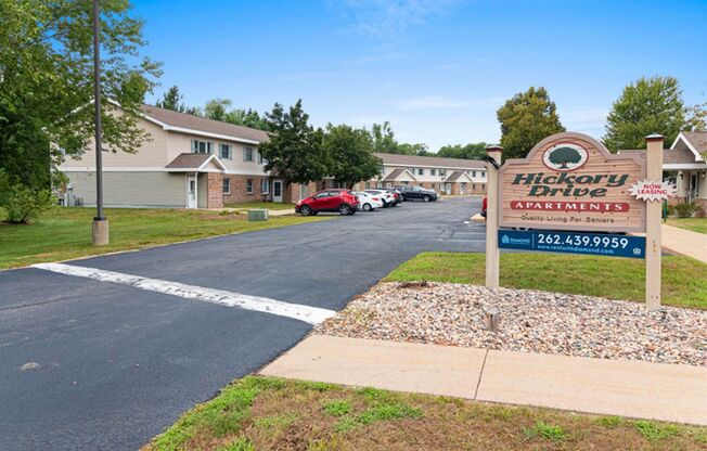 2 beds, 1 bath, 900 sqft, $995, Unit 2840-110