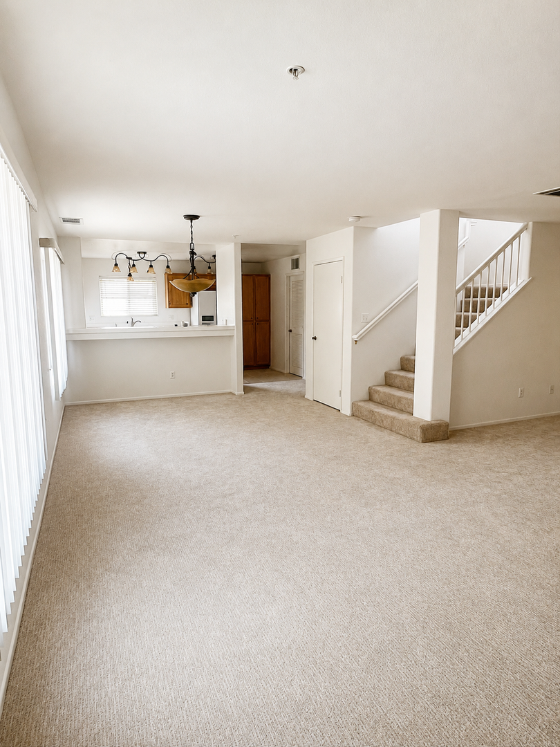 COMING SOON: Spacious Upstairs 3 Bed 3 Bath Townhouse with 2 Car Tandem Garage
