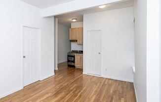 2 beds, 1 bath, $2,525, Unit 6A