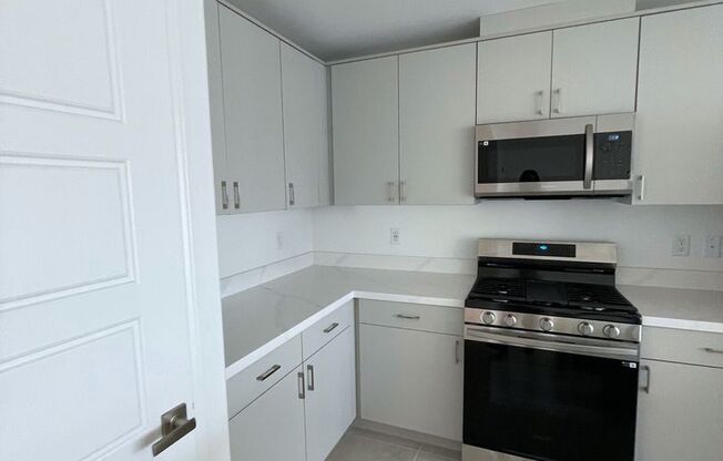 Now Leasing – Brand-New Townhome in Heritage Square, North Las Vegas!