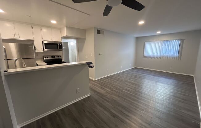 1 bed, 1 bath, 695 sqft, $1,548, Unit 214