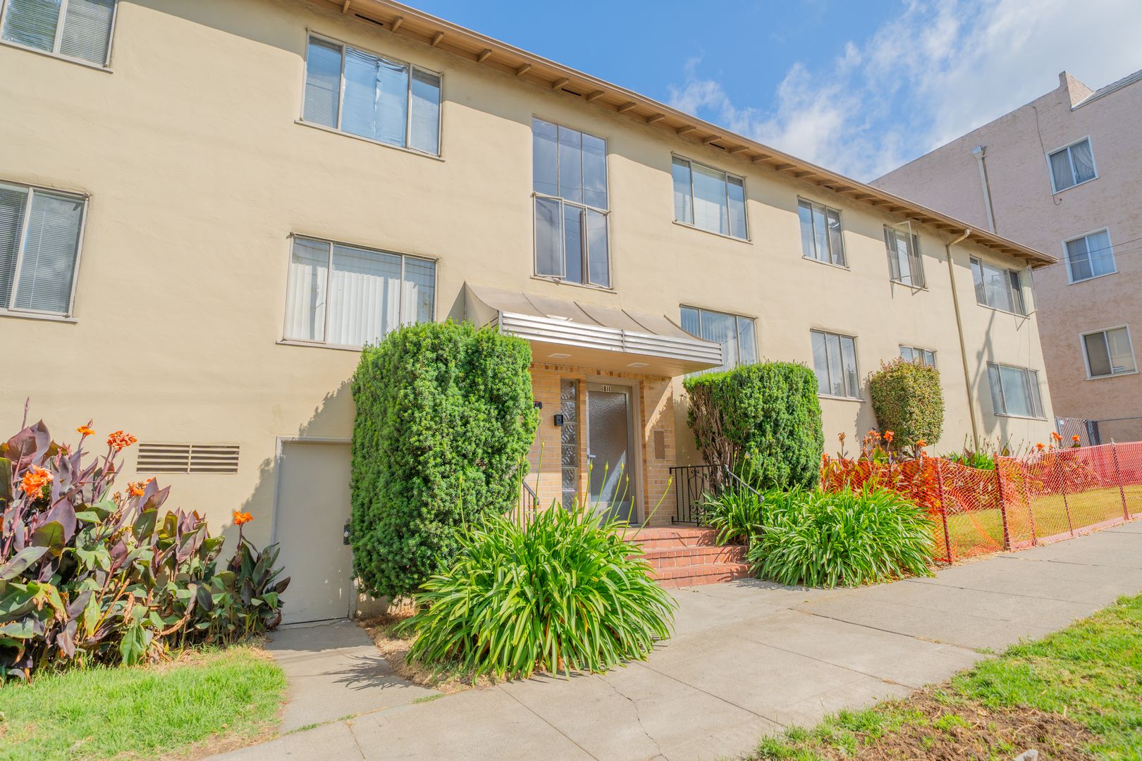 1811 6th Avenue