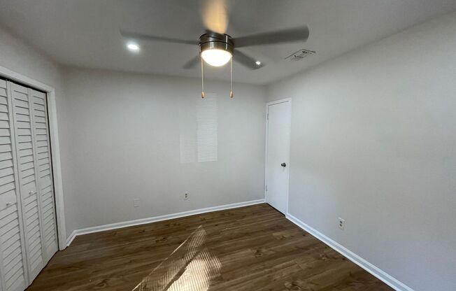 2 beds, 1 bath, $1,350