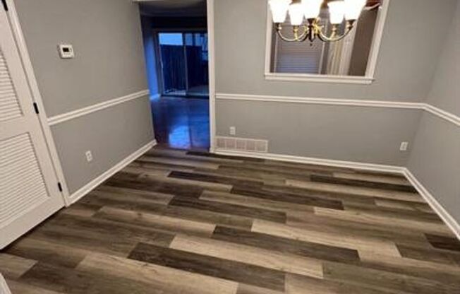 Beautiful fully renovated Townhomw 3 beds 1.5 bath