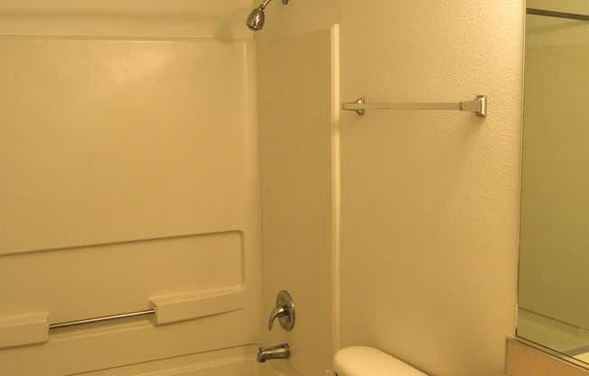 1 bed, 1 bath, 767 sqft, $1,450, Unit 37