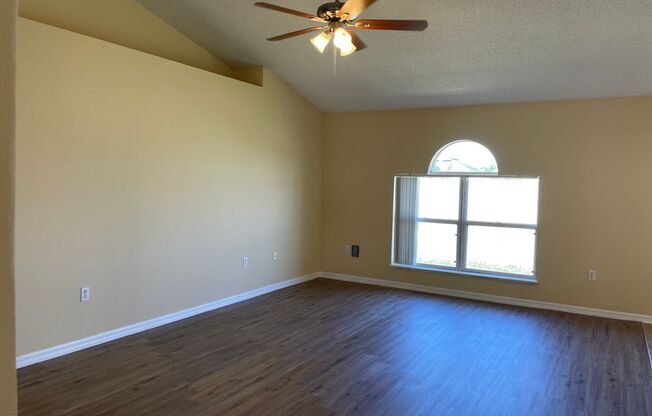 3 beds, 2 baths, $2,000