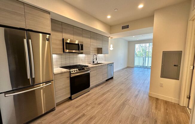 1 bed, 1 bath, 650 sqft, $3,250, Unit 401