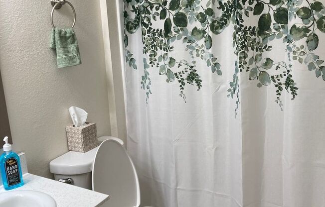 2 beds, 2 baths, 970 sqft, $2,395, Unit 014