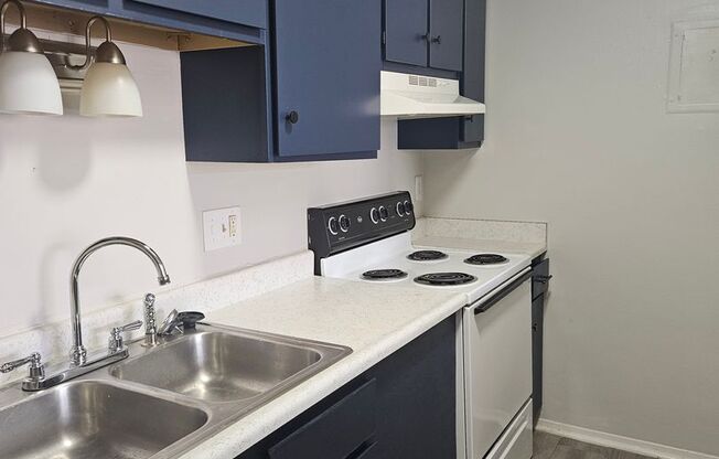 1 bed, 1 bath, 535 sqft, $685, Unit 4957 Fairmont