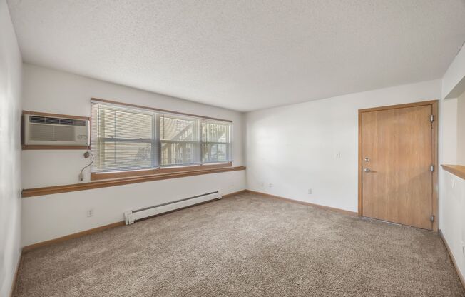 Studio, 1 bath, 415 sqft, $693, Unit G-24